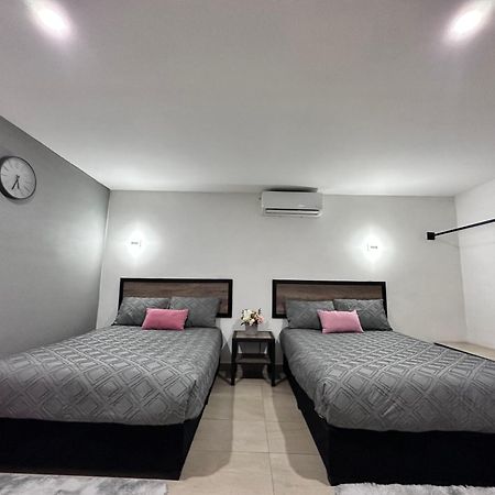 Departamentos Al Lado Del Mar En Zona Hotelera Cancun Exterior photo